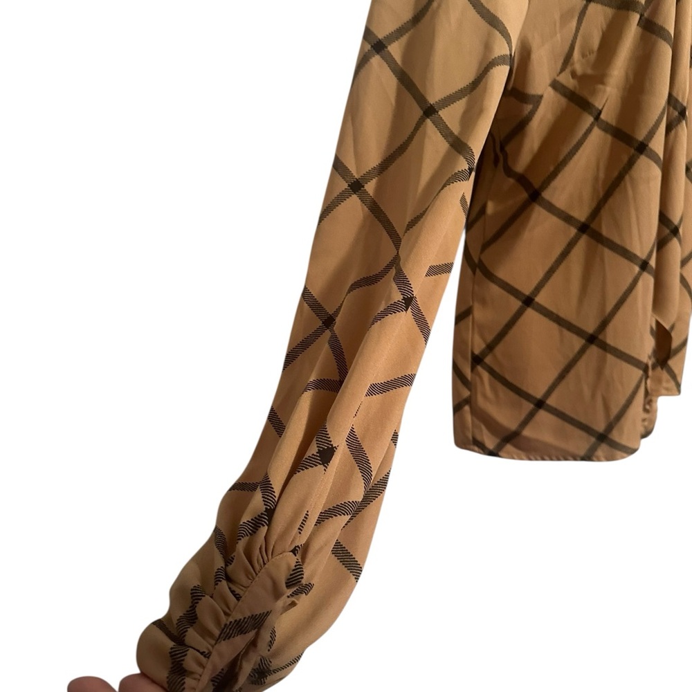 Tan Plaid Women's Top - Picture 5 of 13